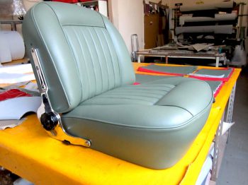 Rénovation Siège Cuir Conducteur Aston Martin DB4 RC Sellerie