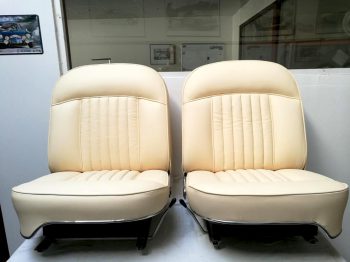 Rénovation Sellerie cuir Peugeot 404 RC Sellerie