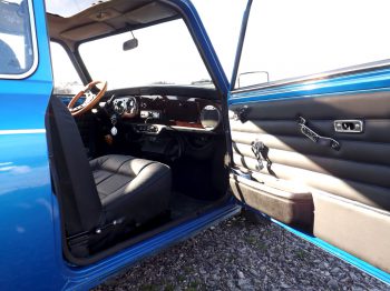 Rénovation sellerie cuir Austin Mini RC Sellerie