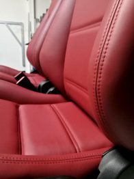 Sellerie cuir BMW 325 E30 après rénovation RC Sellerie