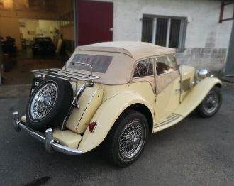 Remplacement vitrage latéral MG TD RC Sellerie