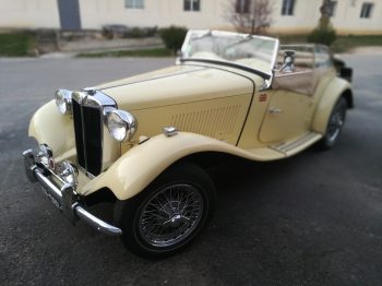 Remplacement vitrage latéral MG TD RC Sellerie