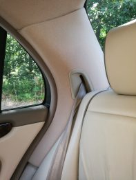 Remplacement tissu montants custodes Jaguar XJ 8 RC Sellerie