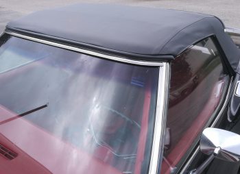 Remplacement capote vinyle Corvette cabriolet C3 RC Sellerie