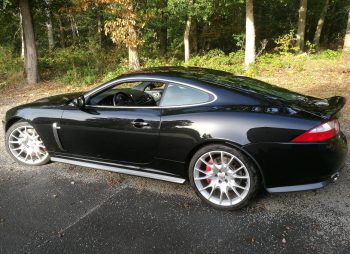 Rénovation ciel de toit en Alcantara sur Jaguar XKR-S par RC Sellerie RC Sellerie