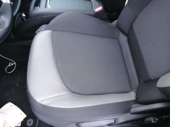 Remplacement sellerie cuir C4 Spacetourer assise avant travaux RC Sellerie