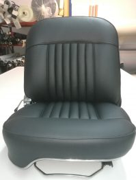 Rénovation Sellerie cuir Peugeot 404 Cabriolet RC Sellerie