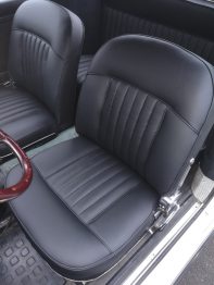 Rénovation Sellerie cuir Peugeot 404 Cabriolet RC Sellerie