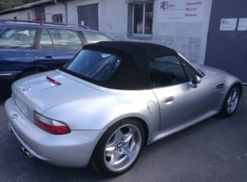 Remplacement d'une capote en alpaga et ciel de toit pour ce BMW Z3 M RC Sellerie