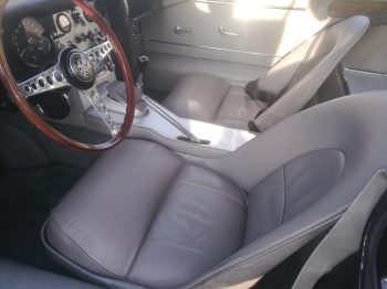 Remplacement de la matelassure d'une Jaguar Type E - série 1 - par RC Sellerie RC Sellerie