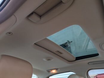 Rénovation ciel de toit Jaguar XJ6 - X350 avec toit ouvrant par RC Sellerie RC Sellerie