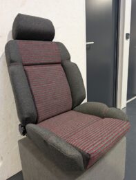 Rénovation siège tissu Peugeot 205 GTI Monaco par RC Sellerie RC Sellerie