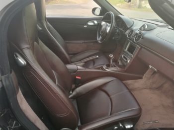 Siège cuir nettoyé et traité Porsche Boxster RC Sellerie