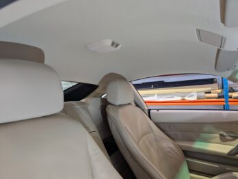 Remplacement du tissu de ciel de toit d'un Coupé BMW Z4 par l'Atelier RC Sellerie RC Sellerie