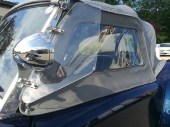 Aménagement des vitrages latéraux d'une Capote d'AC Cobra RC Sellerie