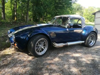 Aménagement des vitrages latéraux d'une Capote d'AC Cobra RC Sellerie
