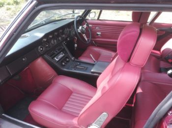 Interieur cuir rénové sur Jensen Interceptor II RC Sellerie