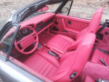 Réalisation d'un intérieur complet en cuir rouge Flamencorot sur Porsche 911 - 964 par RC Sellerie RC Sellerie