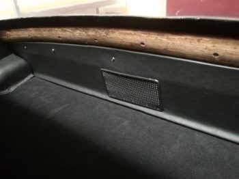 Nouvel habillage de la cave à capote Rolls Corniche RC Sellerie