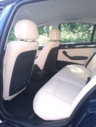 Conversion d'une sellerie tissu en sellerie cuir sur BMW E46 y compris panneaux de portes par RC Sellerie RC Sellerie