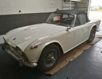 Remplacement capote vinyle Triumph TR4 RC Sellerie