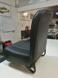 Rénovation de la sellerie d'une Mini Innocenti en simili cuir par RC Sellerie RC Sellerie
