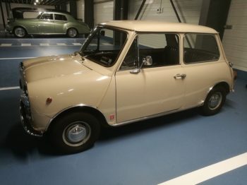 Rénovation de la sellerie d'une Mini Innocenti par RC Sellerie RC Sellerie