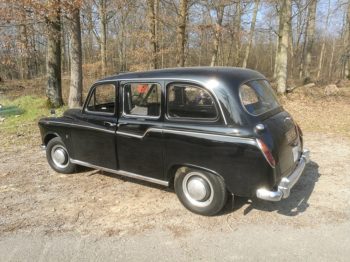 Rénovation d'un intérieur Taxi Austin par RC Sellerie à Gambais 78 RC Sellerie