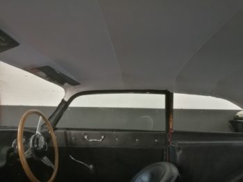 Remplacement  du ciel de toit en vinyle pour cette Peerless GT 2 litres par RC Sellerie RC Sellerie