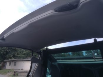 Remplacement du tissu de ciel de toit 308 CC par RC Sellerie RC Sellerie