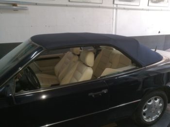 Remplacement de la capote en Alpaga et du ciel de toit d'un Cabriolet Mercedes R124 par RC Sellerie RC Sellerie