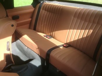 Réalisation d'une sellerie en cuir d'une BMW E21 Baur par RC Sellerie RC Sellerie