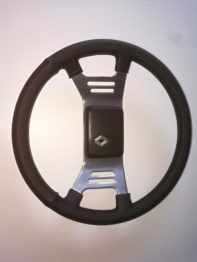 Volant de Renault 5 Alpine, R9 Turbo, R11 Turbo refait en cuir par RC Sellerie RC Sellerie
