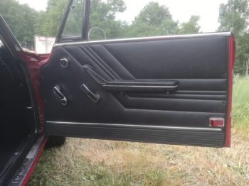 Remplacement panneau de portes sur un Coupé 2000 Bertone Alfa Romeo par RC Sellerie à Gambais RC Sellerie