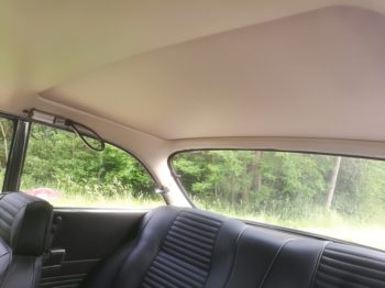 Remplacement du ciel de toit sur un Coupé 2000 Bertone Alfa Romeo par RC Sellerie à Gambais RC Sellerie