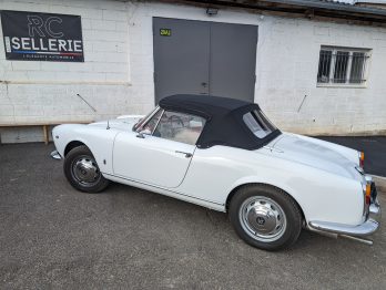 Remplacement de la capote en Alpaga d'une Alfa Romeo Guilia par RC Sellerie RC Sellerie