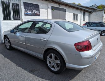 Remplacement du tissu de ciel de toit sur peugeot 407 berline par RC Sellerie RC Sellerie