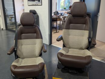 Réalisation d'une sellerie en simili-cuir et tissu pour un Camping car Ducato par RC Sellerie RC Sellerie