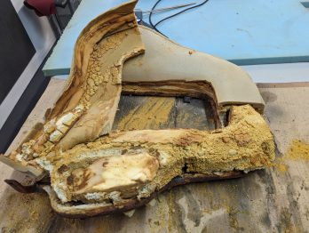 Etat de la matelassure du dossier avant travaux par RC Sellerie pour cette Lancia Flaminia RC Sellerie