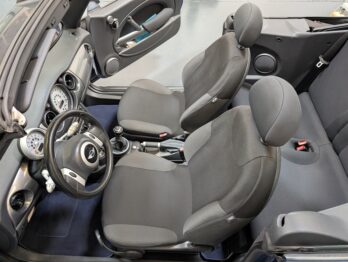 Sièges avant rénovés sur Mini R52 chez RC Sellerie RC Sellerie