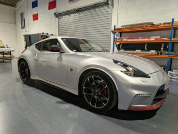 Rénovation de la sellerie cuir d'une 370 Z par RC Sellerie RC Sellerie