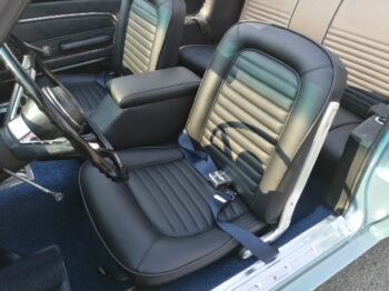 Réalisation d'une sellerie en cuir sur FORD Mustang  US par RC Sellerie RC Sellerie