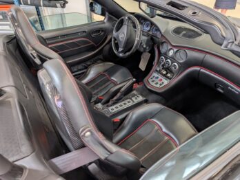 Rénovation de la sellerie cuir d'un Spyder Maserati 4200 Gransport par RC Sellerie RC Sellerie